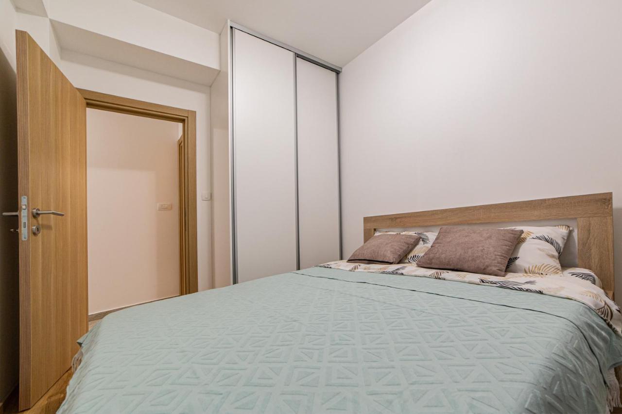 Apartman Miss T Подгорица Экстерьер фото